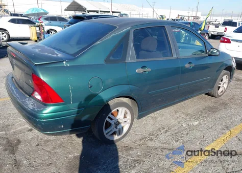 2000 Ford Focus Se из США, поврежденный, VIN 1FAFP3431YW123073